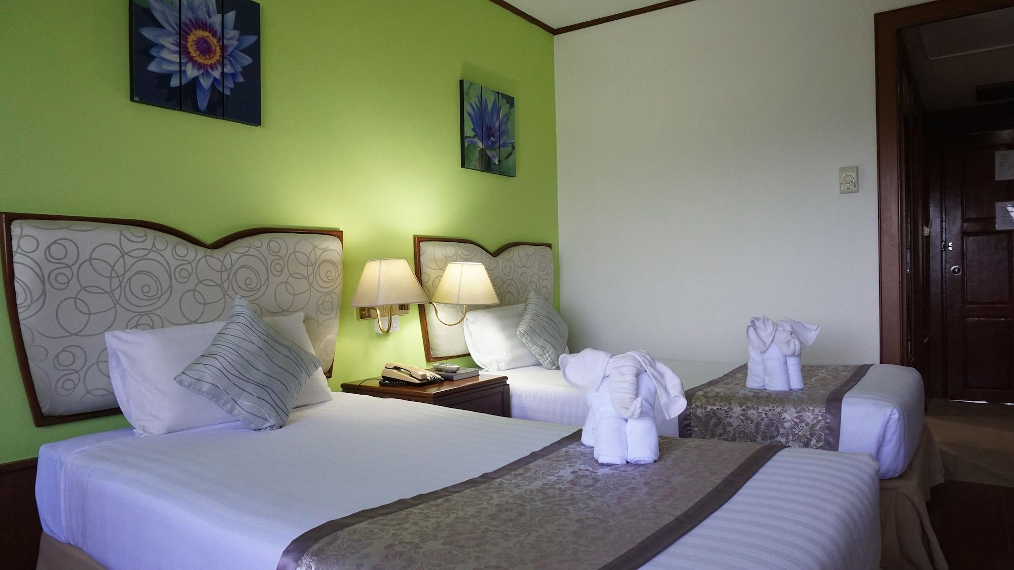 Wattana Park Hotel Транг Екстер'єр фото