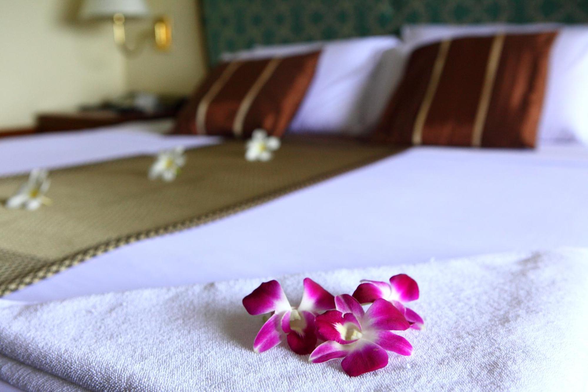 Wattana Park Hotel Транг Номер фото