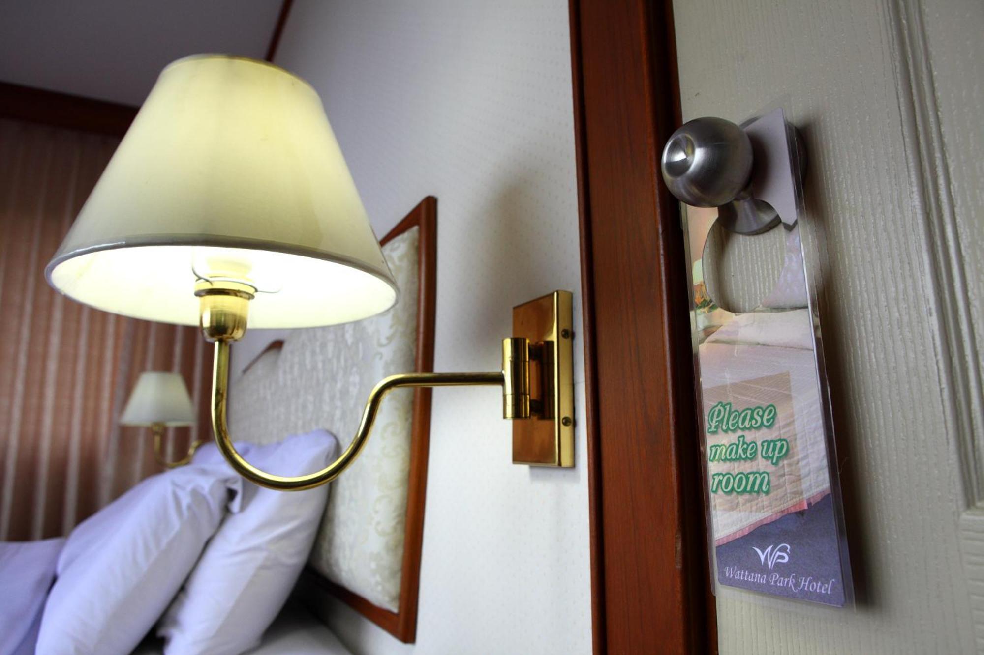 Wattana Park Hotel Транг Номер фото