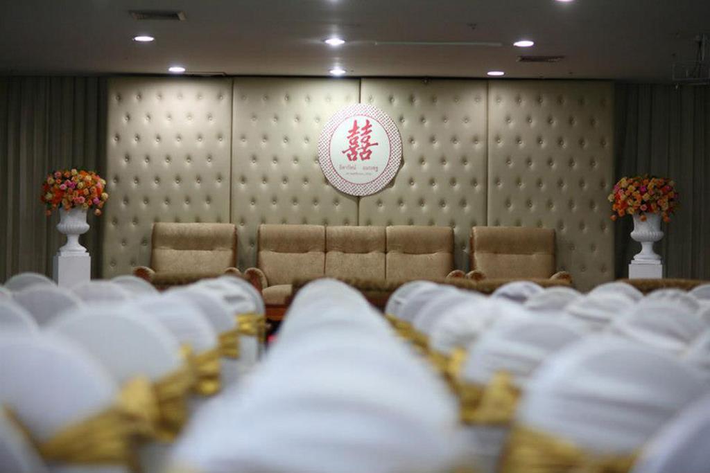 Wattana Park Hotel Транг Екстер'єр фото