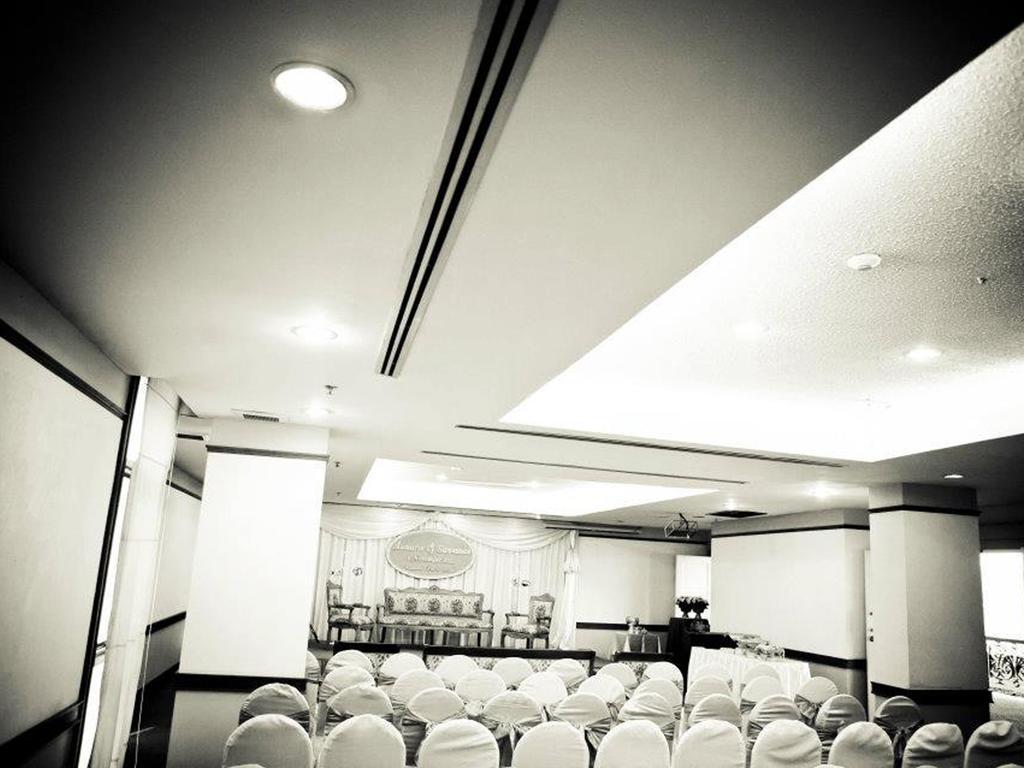 Wattana Park Hotel Транг Екстер'єр фото