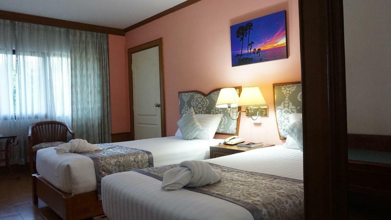 Wattana Park Hotel Транг Екстер'єр фото